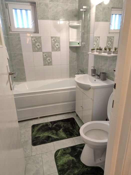 Inchiriez apartament cu doua camere