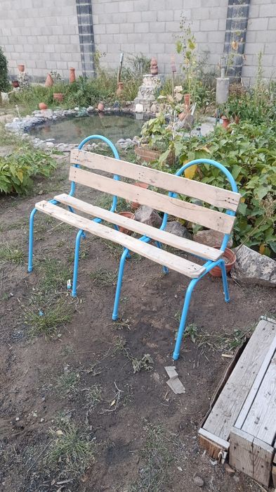 Продам  скамейку самодельную.