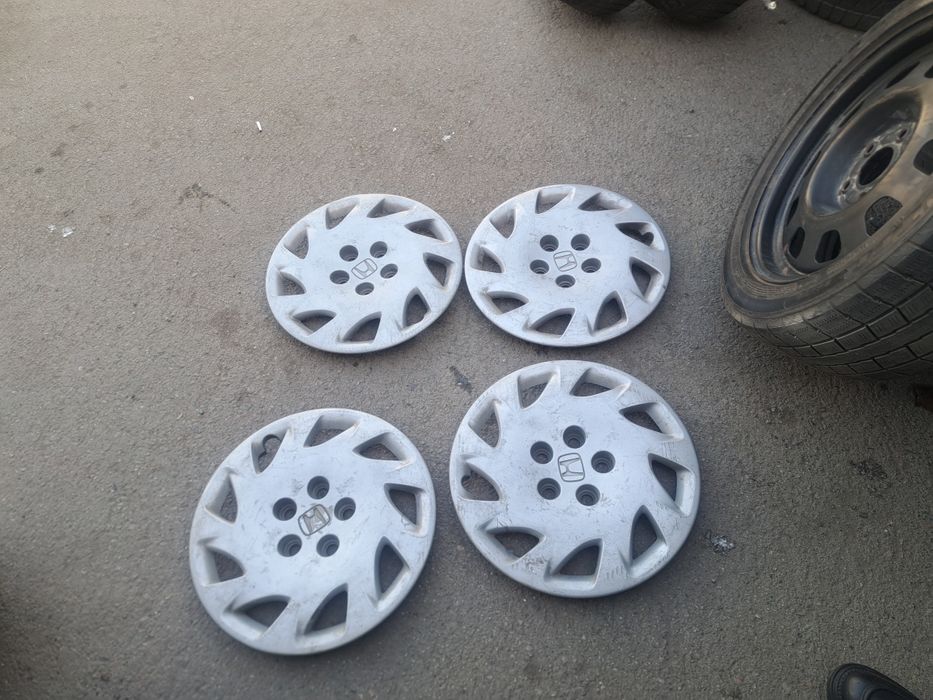 Оригинал калпаки Хонда R16