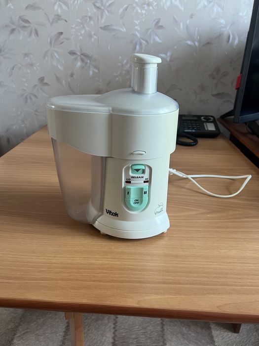 Соковыжималка Vitek