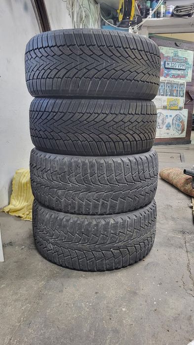 Резина липучка 215/40 R17 2шт новые, 235/45 R17 2шт Б/У