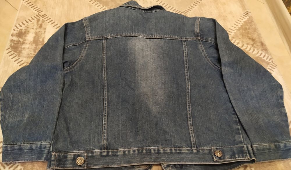 Запазени детски якета