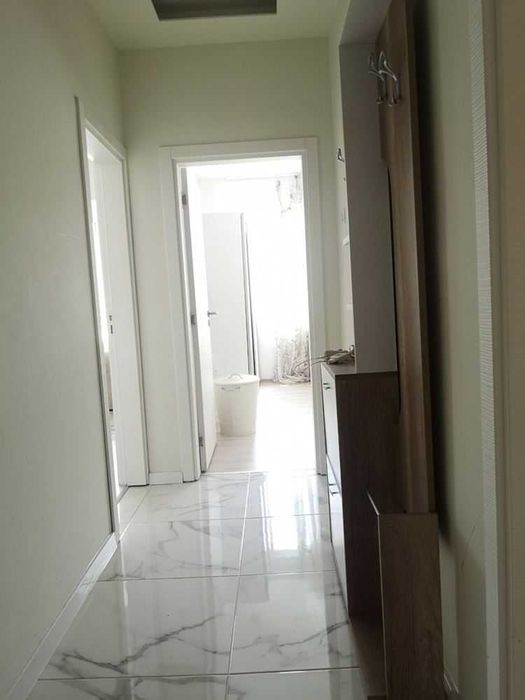 УЮТЕН дом! Тристаен апартамент - район Базар Левски!