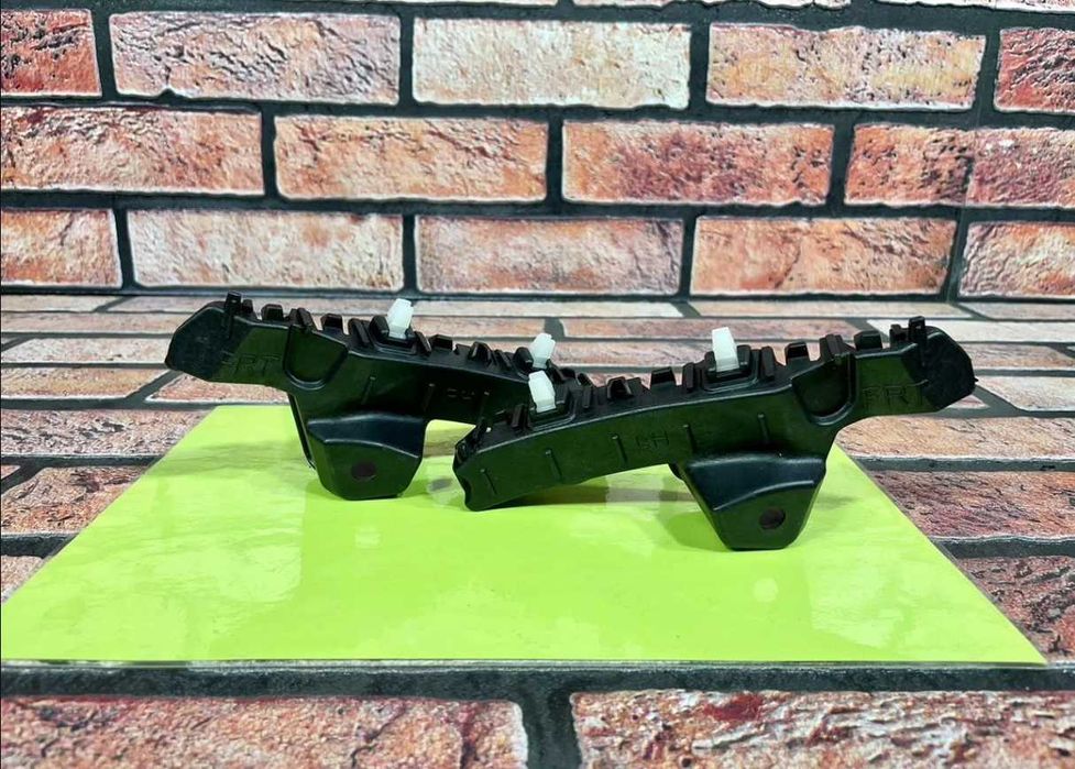 Крепление бампера на крыло (салазка) Акцент/Солярис/Accent/Solaris