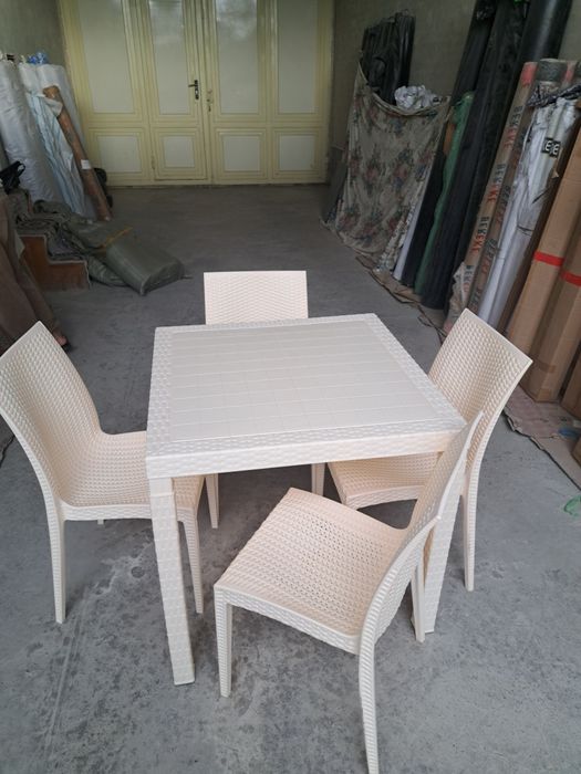 Stol-stul plasmassa. YANGI, soni kòp