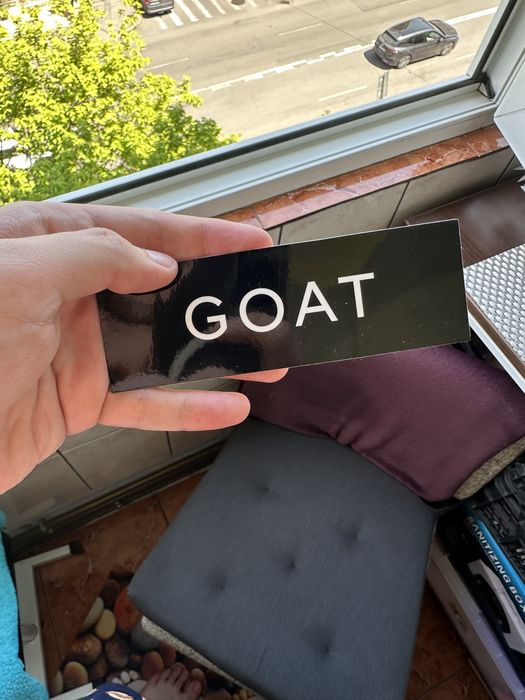 Jordan 4 Red Thunder