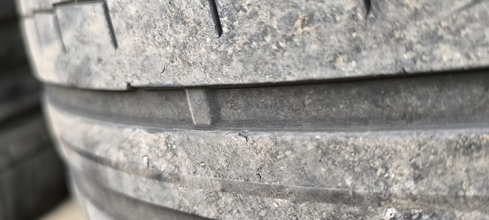 Продавам 4-ри броя гуми CONTINENTAL SPORT CONTACT 6 с размер 255/40/20   цена 180€