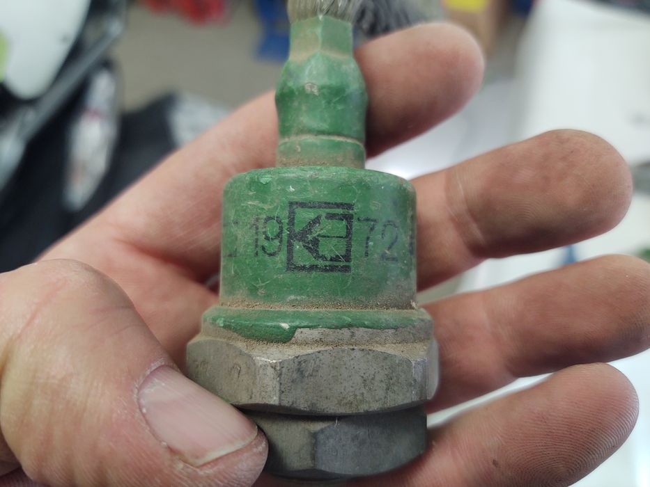 4 броя Диод ВЛ-200А руски 200 ампера гр. София Красна поляна 1 • OLX.bg