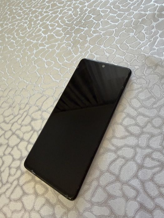 Продается Samsung A71,б/у
