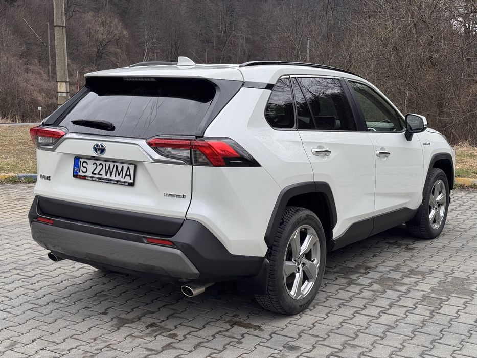 Toyota Rav4 2.5 Hybrid Exclusive usor avariat