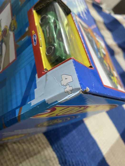Hot Wheels City Mega Garage (GTT95)