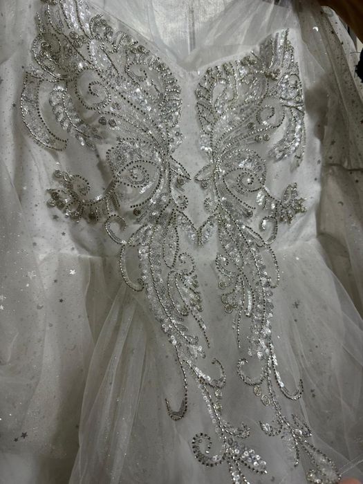 Продам очень красивая платье