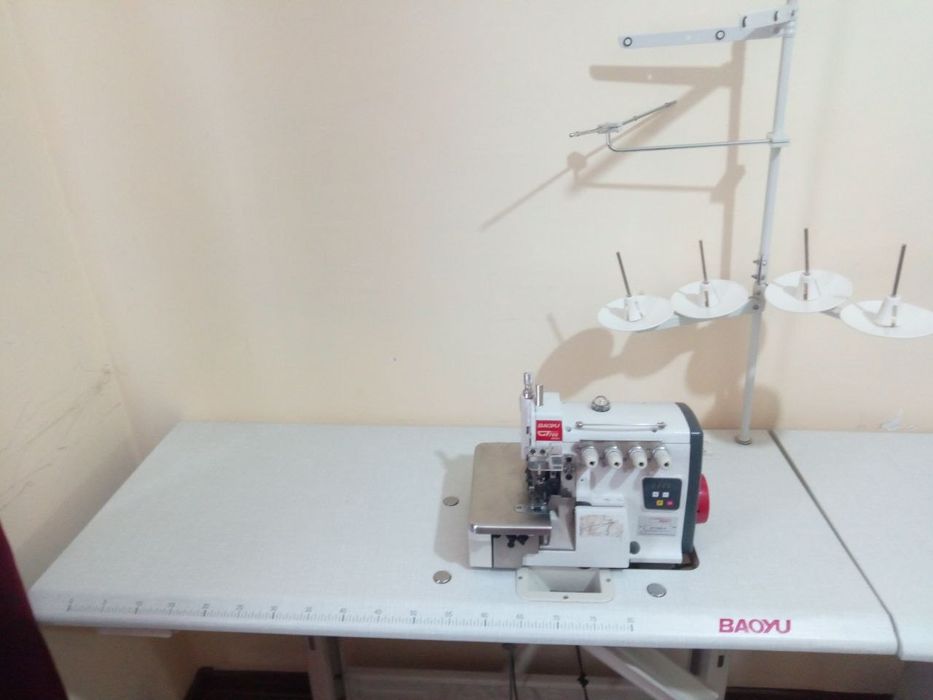 Tikish mashinasi sotiladi