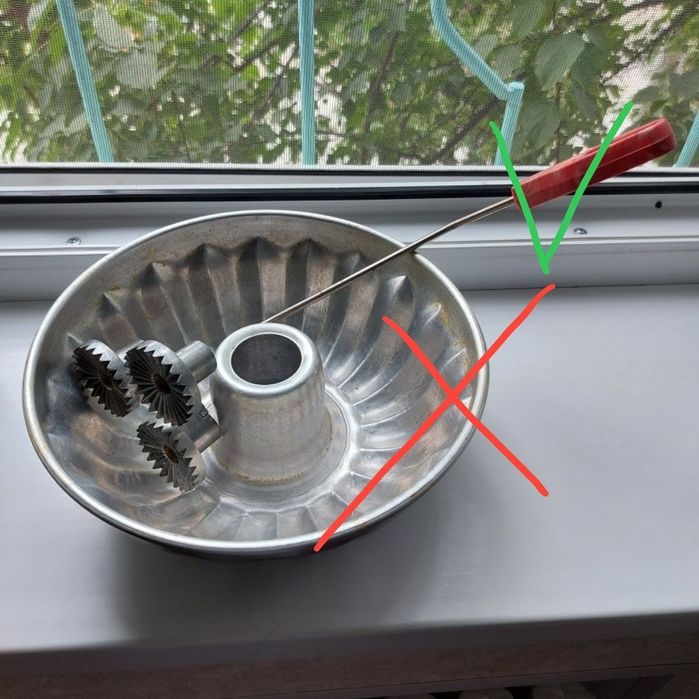 Форма Грибы  для выпечки СССР.Рецепт прилагается.