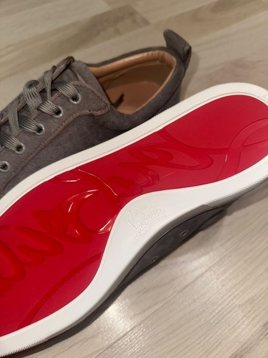 Christian Louboutin обувки