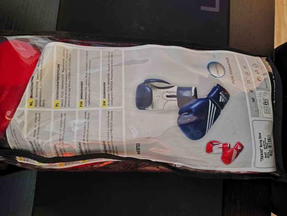 Боксови ръкавици Adidas - adiBT02