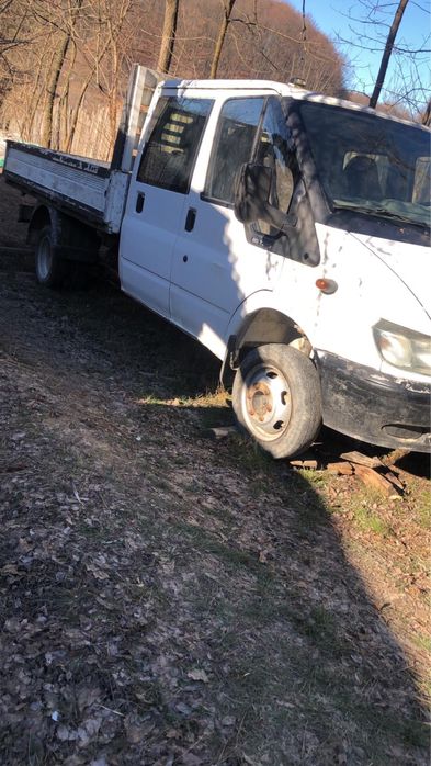 Ford Transit 2.4 (camioneta)