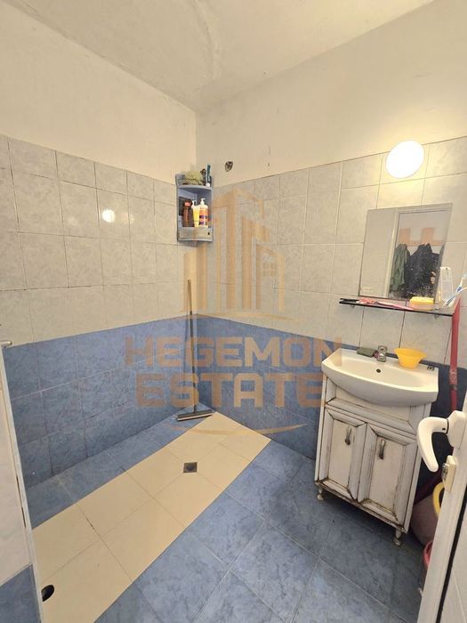 Продава се Двустаен апартамент в Варна, Левски - 84 кв.м за 1020 €/кв.м - Снимка #8