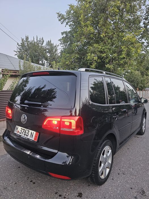 Volkswagen Touran