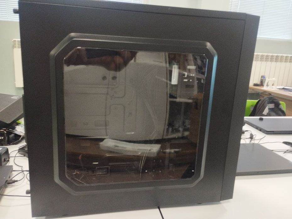 Deepcool tesseract компютърна кутия