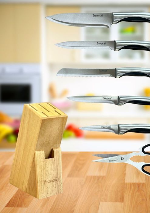 Набор острых ножей