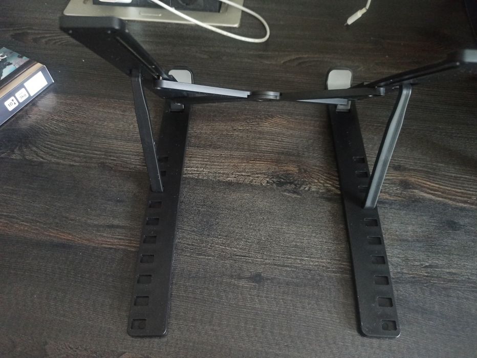 Suport pentru laptop