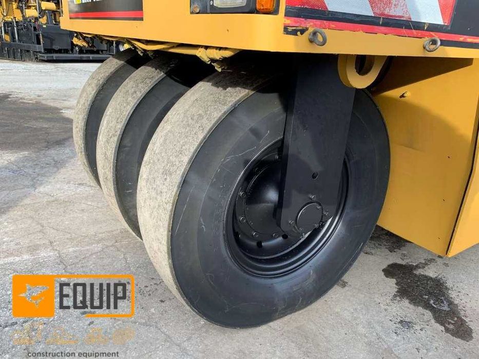 Пневмоколёсный каток Caterpillar PS 300B