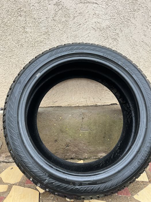 Шины комплек 4штук 245/45/19