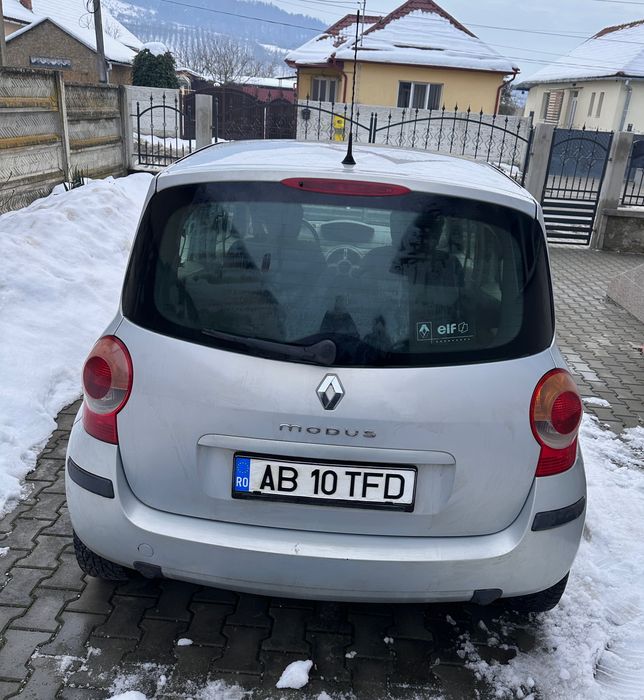 Vând Renault Modus