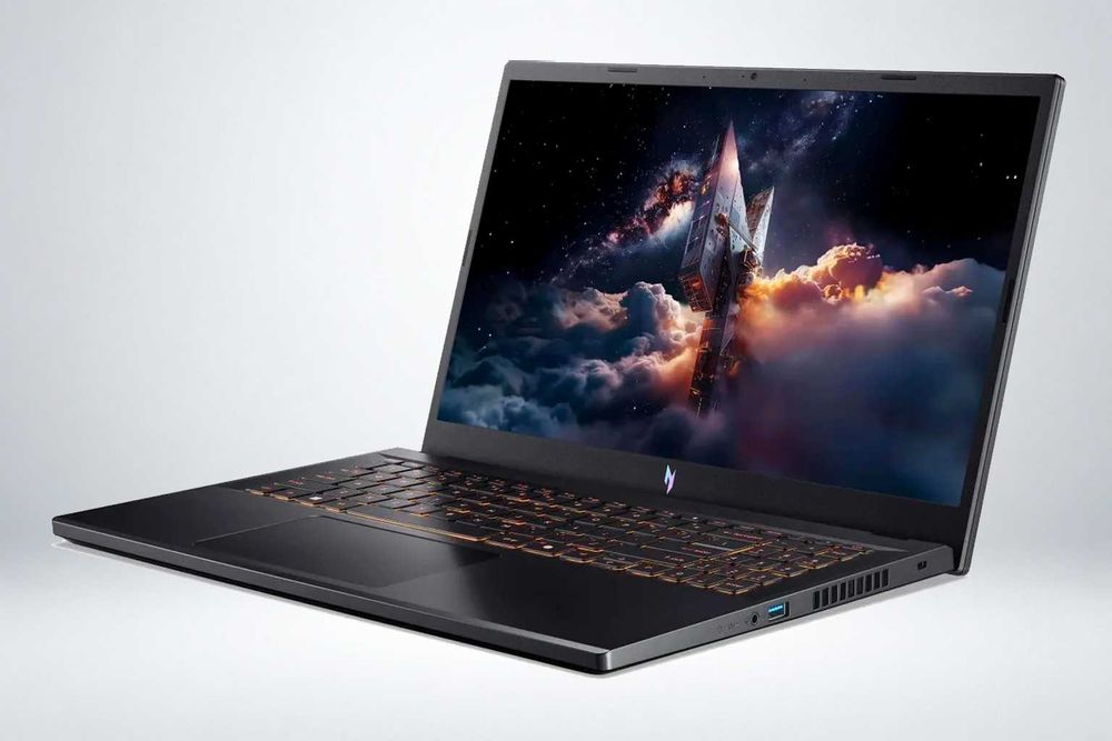 Acer Nitro V15 / Intel Core i9 / 16GB / 512GB SSD / RTX5060 8GB /165Hz
