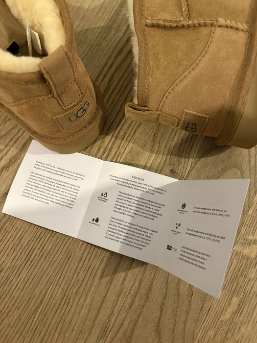 Ugg mini clasic maro marimea 39