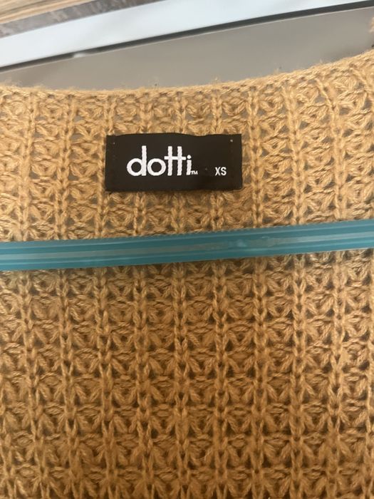 Зимно яке на Mango