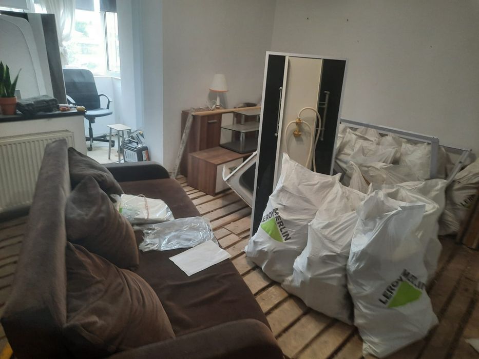 Transpor moloz debarasare Apartamente
