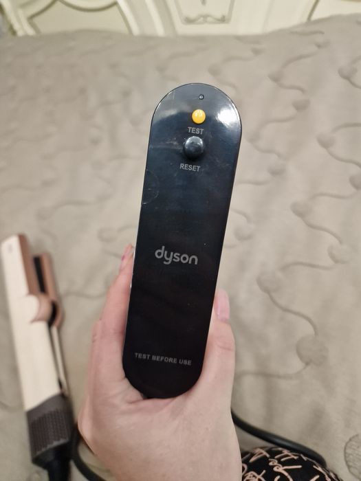 Dyson airstrate стайлер