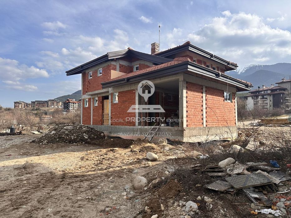 Къща в Благоевград, област-гр.Банско площ 188 цена 413000