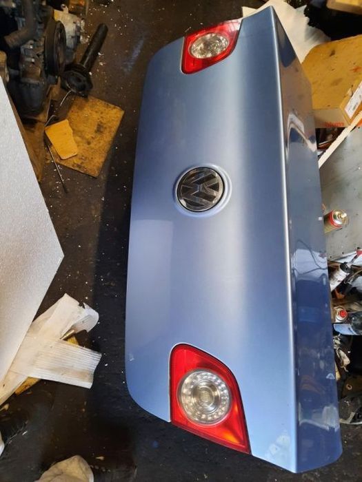haion spate portbagaj spate capota spate vw Passat b6 berlin