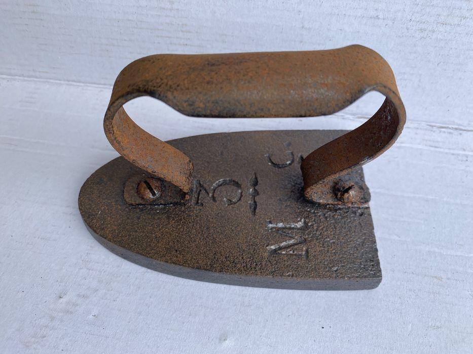 Clopot si diferite obiecte