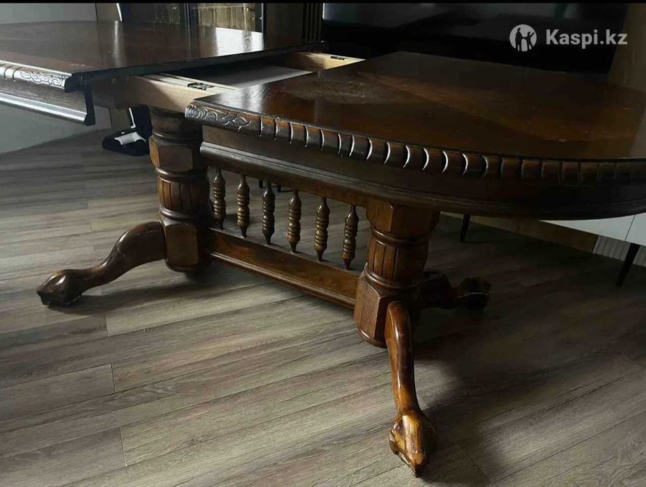 Продам стол овальный