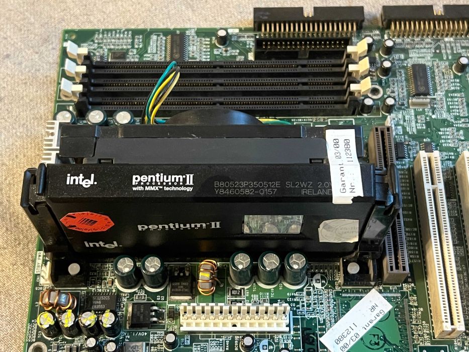 Kit retro placa de baza Pentium II cu sursa originala testata