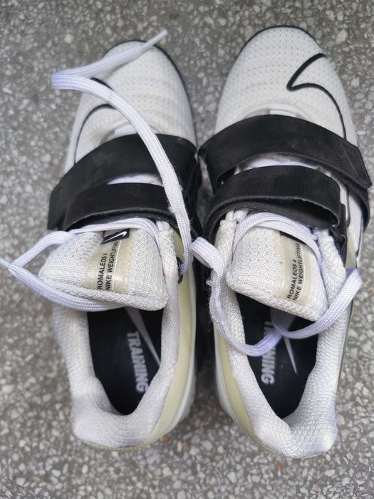 Вдигане на тежести Nike