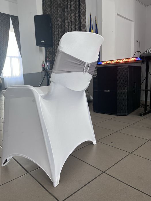 Huse de scaune pentru evenimente