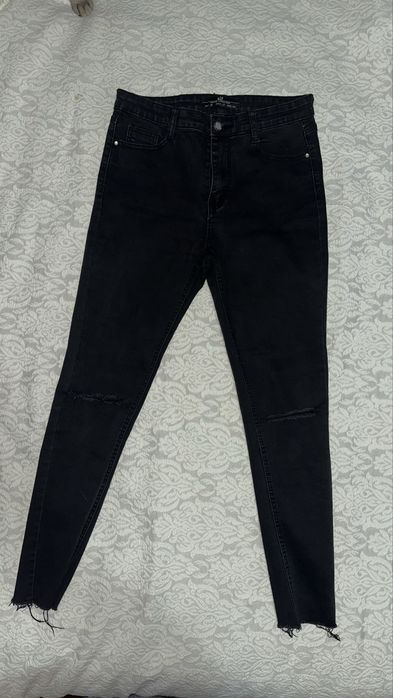 ПРОДАМ Женские джинсы размера S