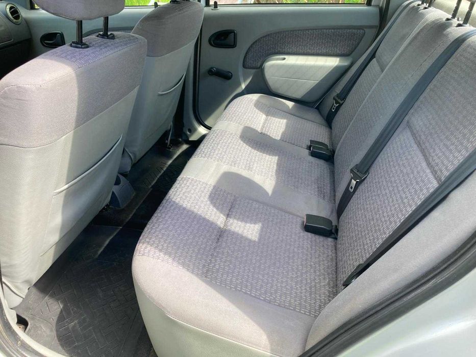 Dacia Logan 1.4 MPI 2007 | 180k km | AC | Geamuri/Oglinzi Electrice/Incalzite | 2 Seturi Anvelope | Întreținută, Fără Investiții Mecanice