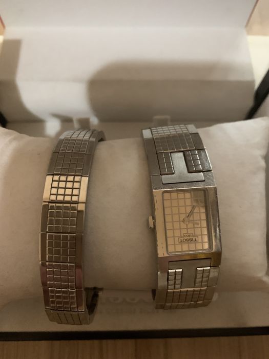 Дамски Tissot-T04.1.185.90 Със Гривна Tissot