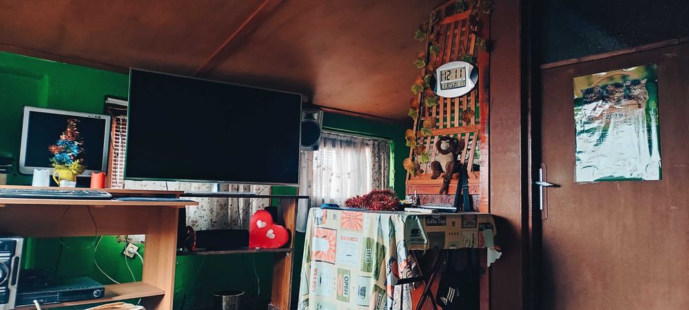 Продавам Двуетажна Тъща