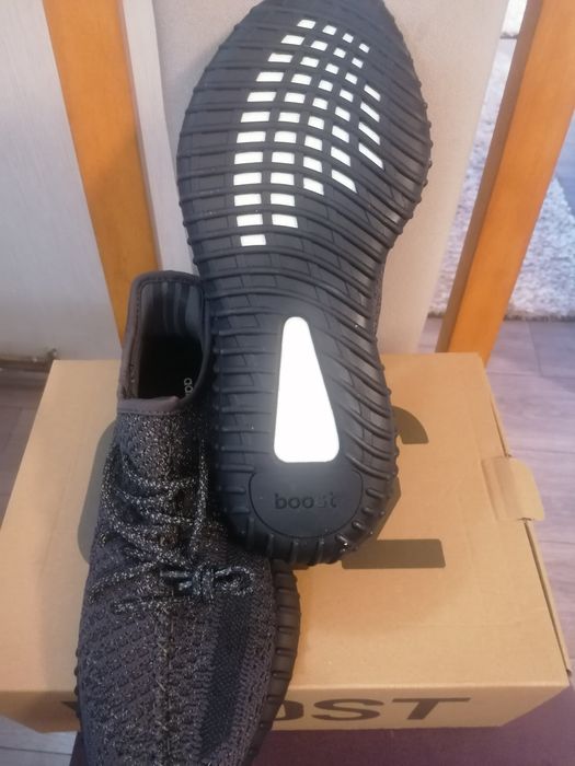 Adidas yeezy boost v2