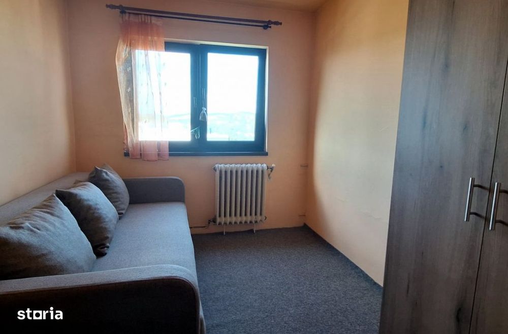 Apartament cu 2 camere decomandate cu balcon inchis in Manastur