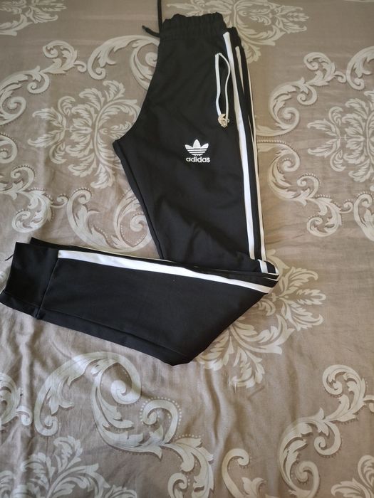 Pantalon trening ,bumbac ,cusut