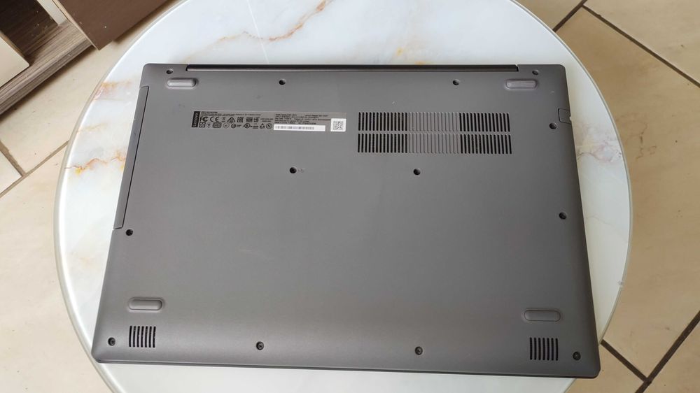 Лаптоп Lenovo ideapad 320