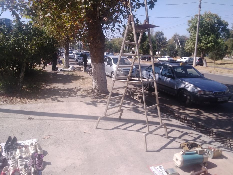 Алюминевая лестница стремянка